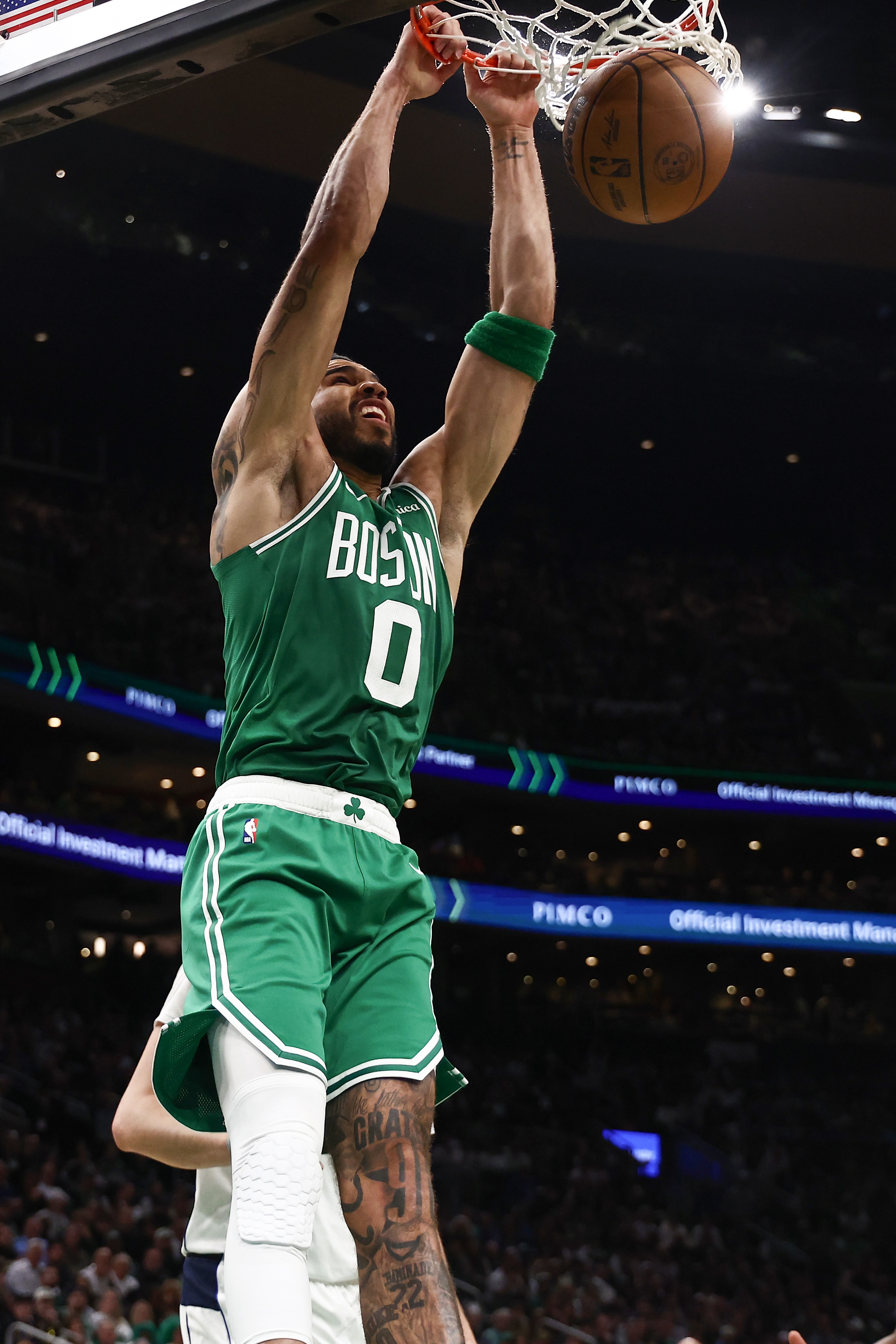 世界杯安装包下载-塔图姆：从去年5月到今没人比我做过更多的提踵训练 现在隔天就练